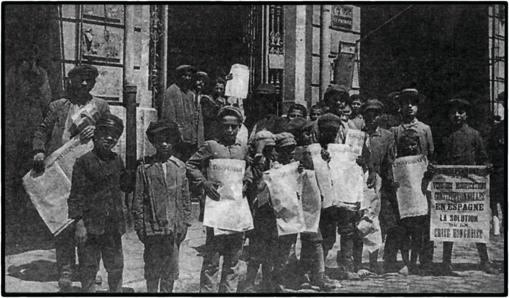ילדים יהודים מוכרים עיתונים בסלוניקי, ראשית המאה העשרים