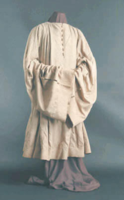 המעיל של שלמה מלכו, השמור עד היום במוזאון היהודי בפראג