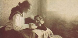 Rahel with niece Sarah Milstein, who cared for her in her last years. In 1929 she dedicated a poem to Sarah, asking, “Call your little daughter by my name, to give me a memorial.” Rachel Milstein was born in 1946, and Sarah’s son, Uri, born in 1940, was named for a line in Rahel’s poem “Barren”: “Uri, I’d call him.” The child grew up to become historian Uri Milstein 