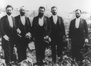 Herzl with his Zionist delegation in Jerusalem, October 1898