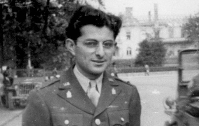 Captain Abraham Judah Klausner on duty in 1945|Klausner's letter to the American Jewish Congress dated December 8