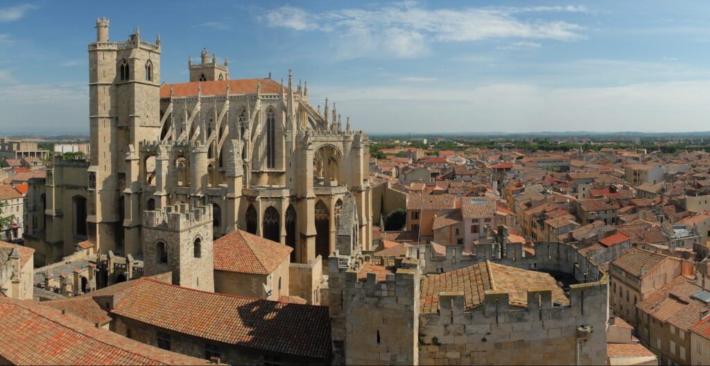 הקתדרלה והעיר העתיקה של נרבונה כיום. צילום: Benh LIEU SONG|||