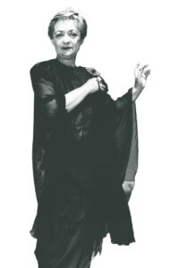 In a dress designed especially for her, Lipshitz performed in Lithuania to mark the Baltic state’s independence from the USSR, 1991